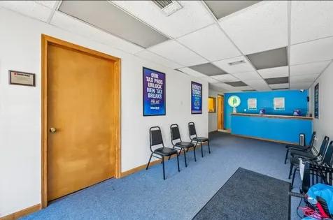 6114 West North Avenue Chicago IL 60639