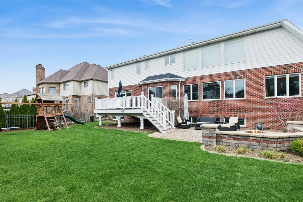 10835 Scarlet Drive Orland Park IL 60467