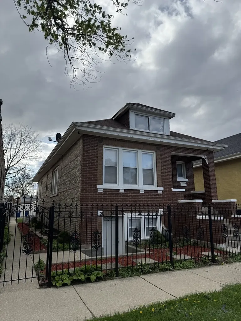 2326 South 58th Court Cicero IL 60804