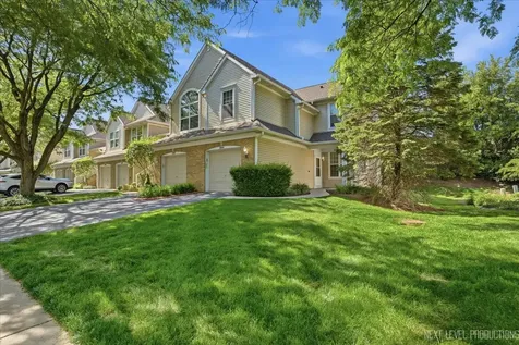 3044 Waters Edge Circle Aurora IL 60504