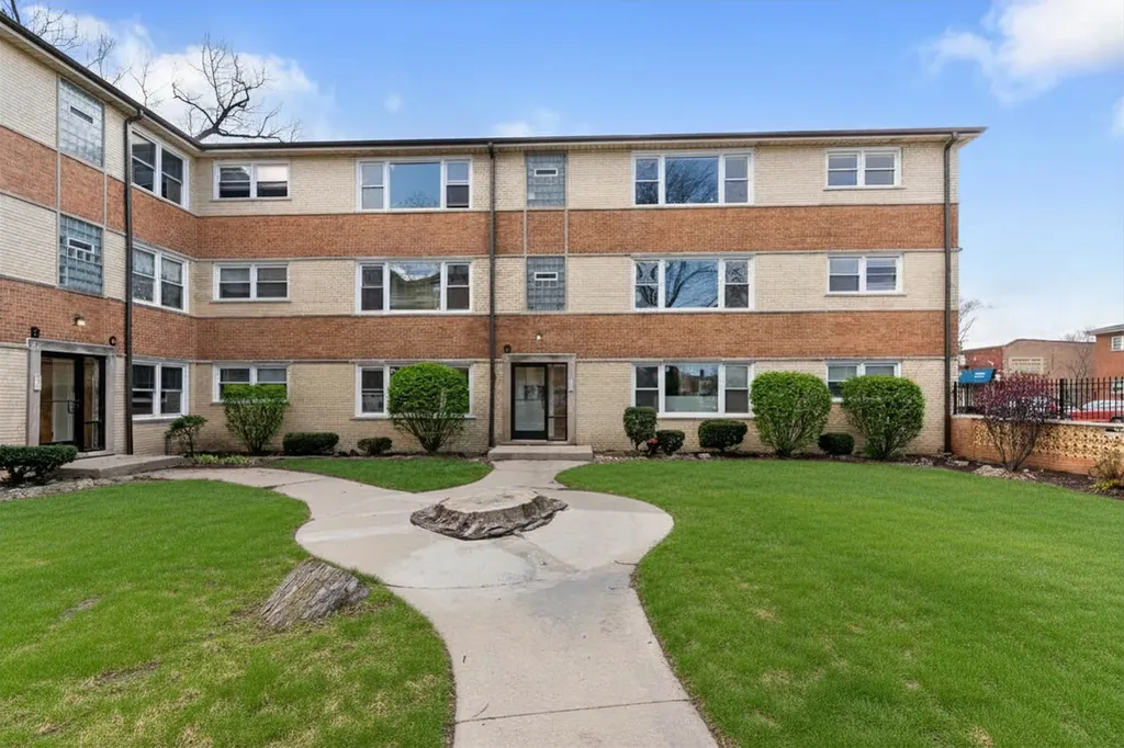 7900 South Merrill Avenue Chicago IL 60649