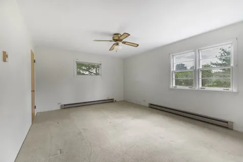 2N570 Argyle Street Lombard IL 60148