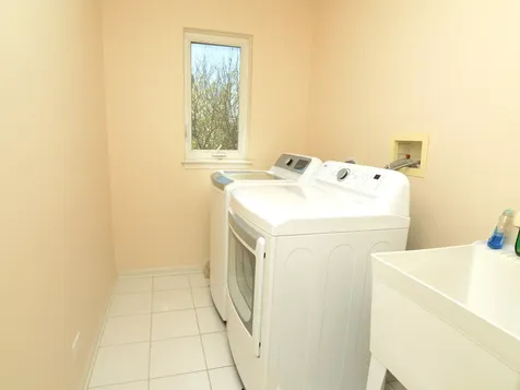 205 Taylor Court Buffalo Grove IL 60089