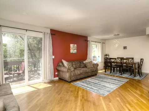 205 Taylor Court Buffalo Grove IL 60089