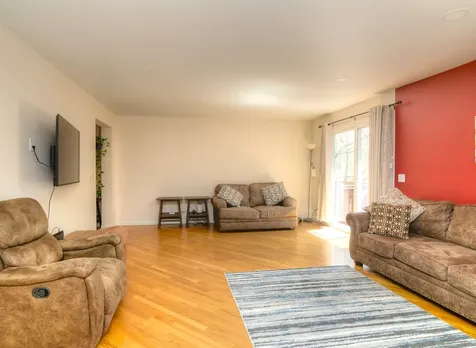 205 Taylor Court Buffalo Grove IL 60089