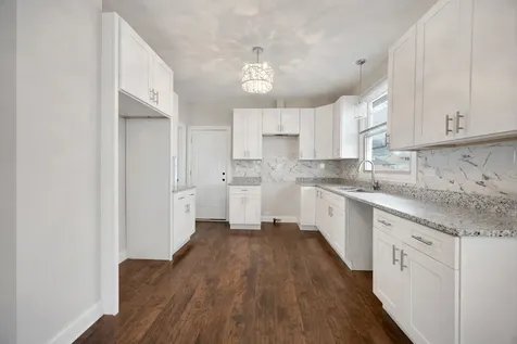 1328 West 98th Street Chicago IL 60643