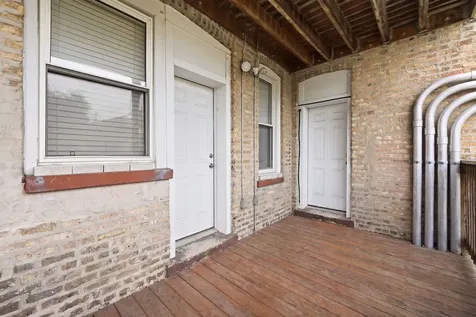 4343 North Sacramento Avenue Chicago IL 60618
