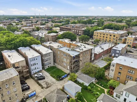 4343 North Sacramento Avenue Chicago IL 60618