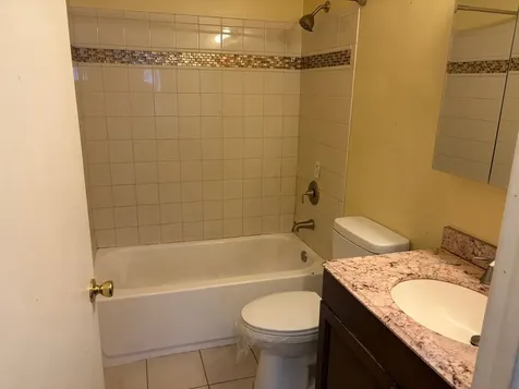 18106 Charlemagne Avenue Hazel Crest IL 60429