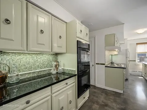 5555 North Sheridan Road Chicago IL 60640