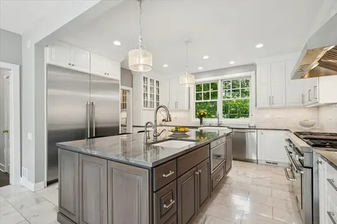 1177 Edgewood Road Lake Forest IL 60045