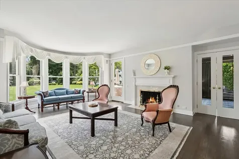1177 Edgewood Road Lake Forest IL 60045