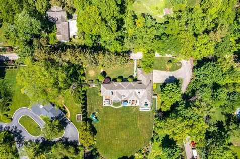 1177 Edgewood Road Lake Forest IL 60045