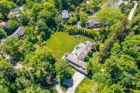 1177 Edgewood Road Lake Forest IL 60045