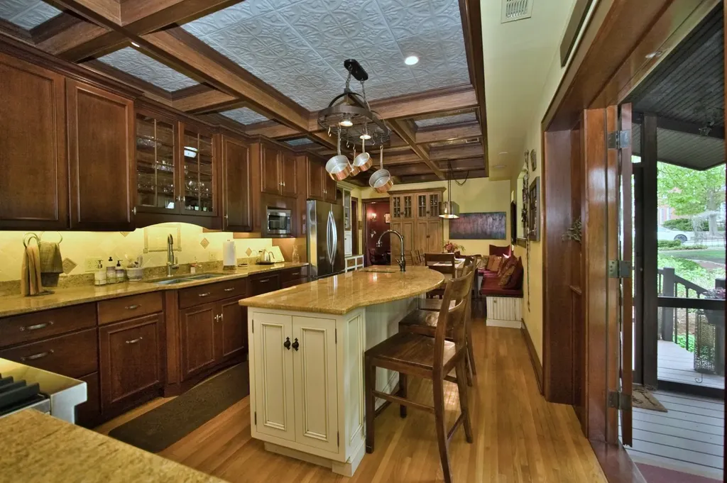 104 North Julian Street Naperville IL 60540