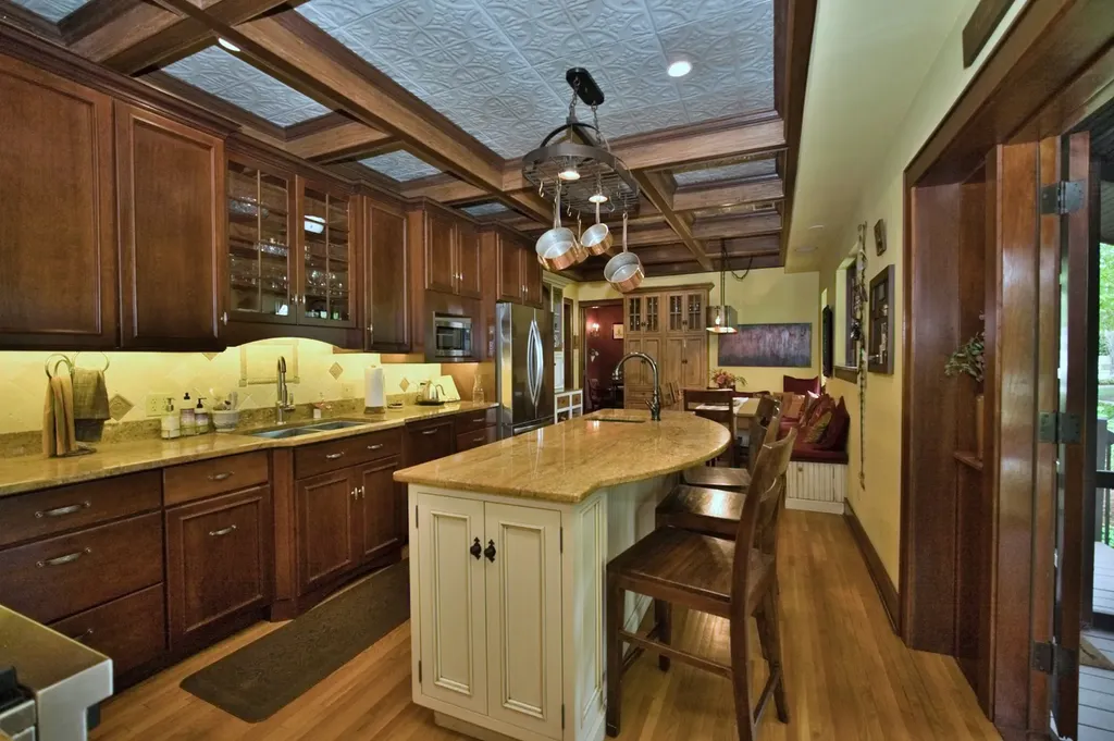 104 North Julian Street Naperville IL 60540