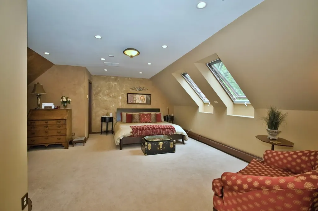 104 North Julian Street Naperville IL 60540