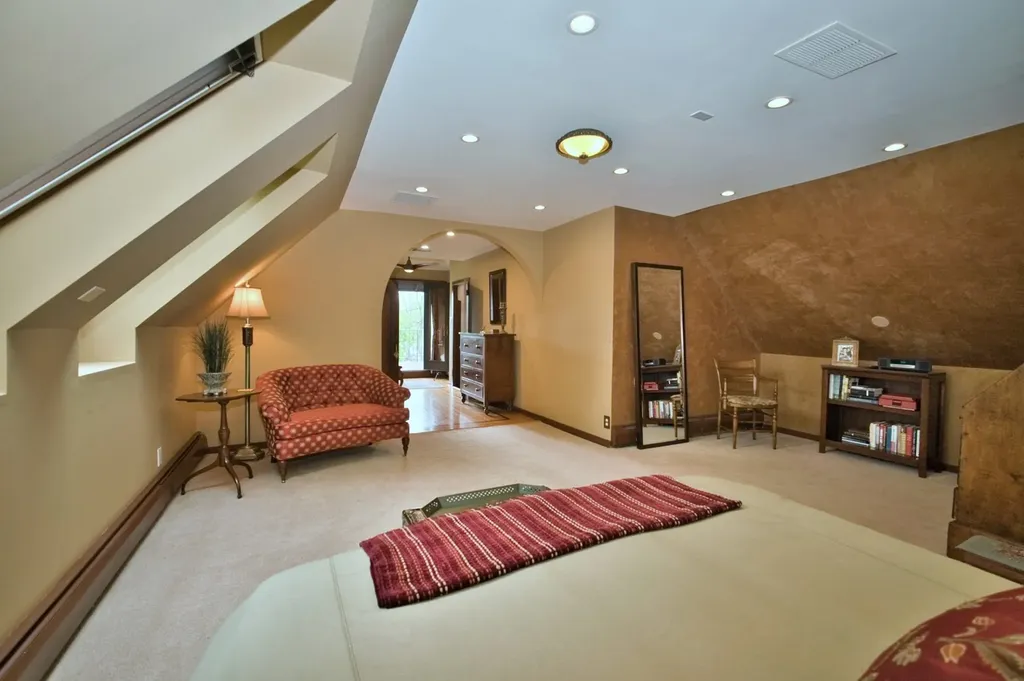 104 North Julian Street Naperville IL 60540