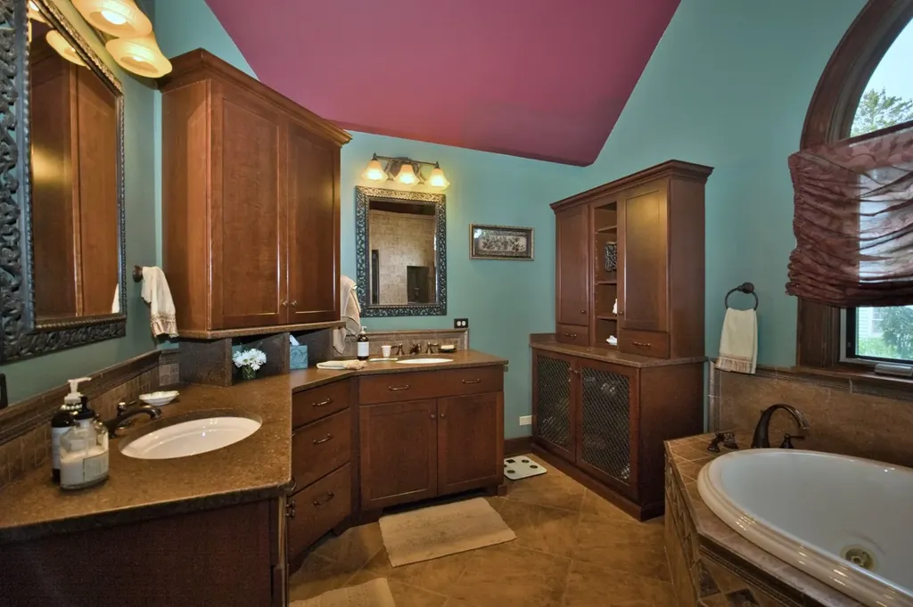 104 North Julian Street Naperville IL 60540