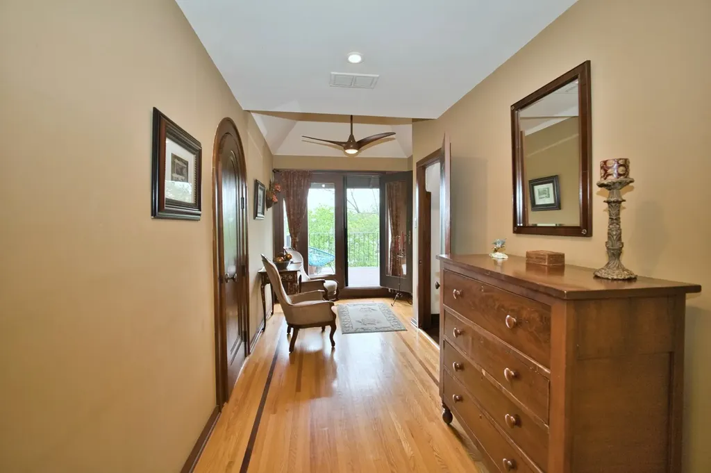 104 North Julian Street Naperville IL 60540
