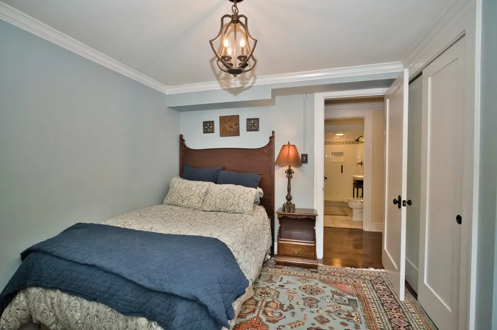 104 North Julian Street Naperville IL 60540