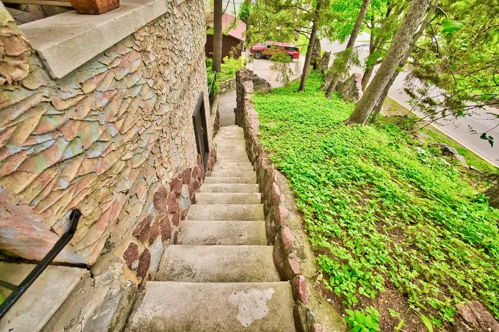 104 North Julian Street Naperville IL 60540