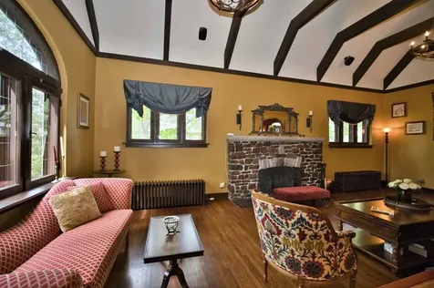 104 North Julian Street Naperville IL 60540