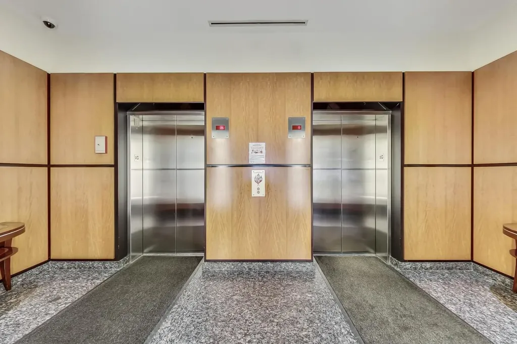 160 East Illinois Street Chicago IL 60611