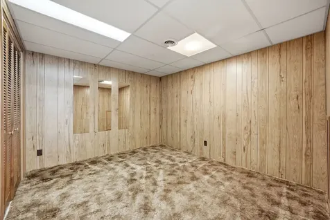 2014 Cimarron Drive Freeport IL 61032