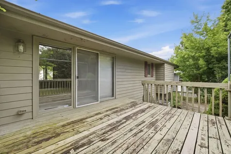 2014 Cimarron Drive Freeport IL 61032