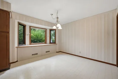 2014 Cimarron Drive Freeport IL 61032