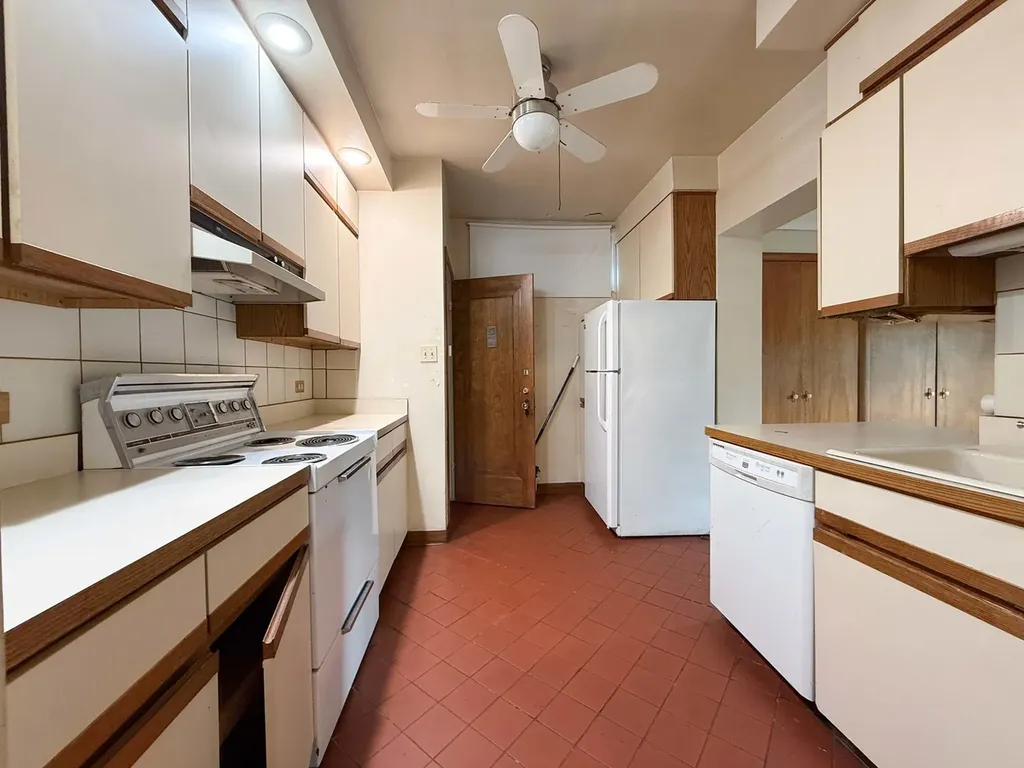 441 South Princeton Avenue Villa Park IL 60181