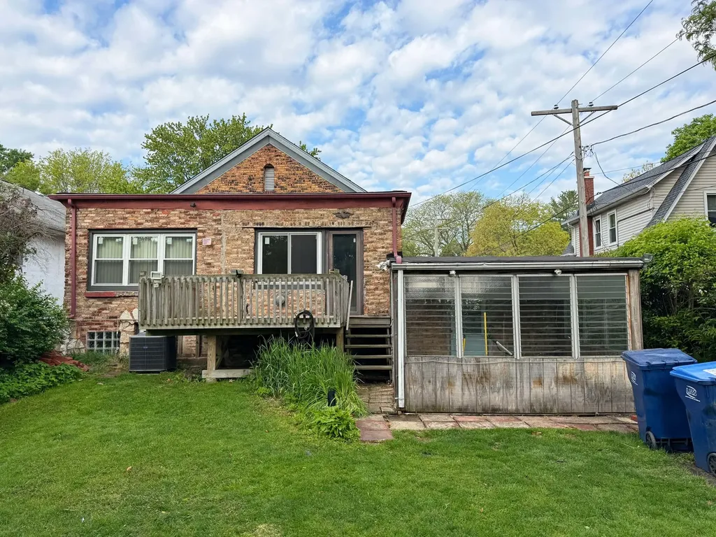 441 South Princeton Avenue Villa Park IL 60181