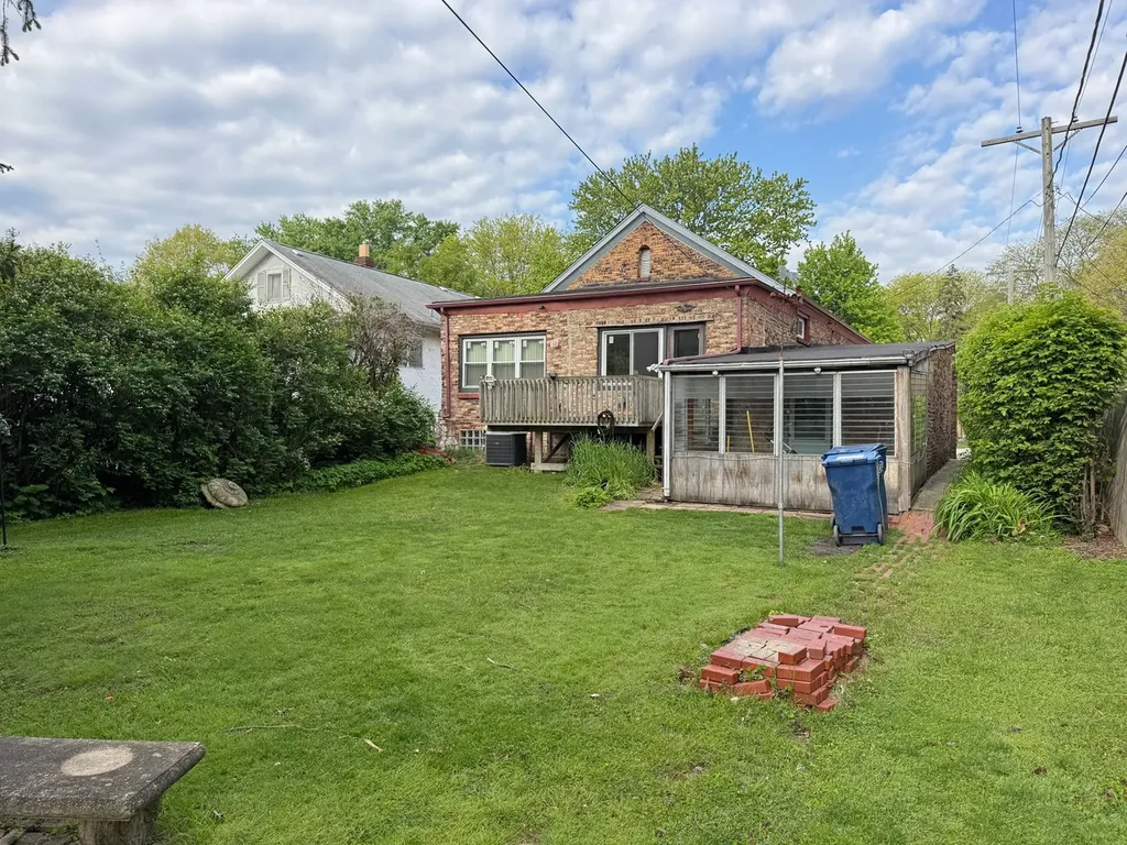 441 South Princeton Avenue Villa Park IL 60181