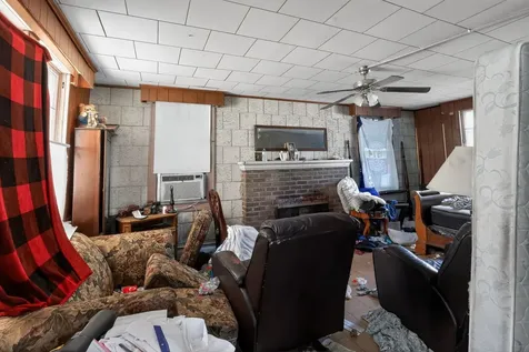 629 Royal Heights Road Belleville IL 62226