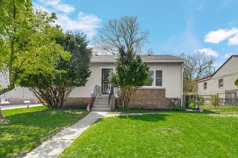 1117 156TH Place Calumet City IL 60409