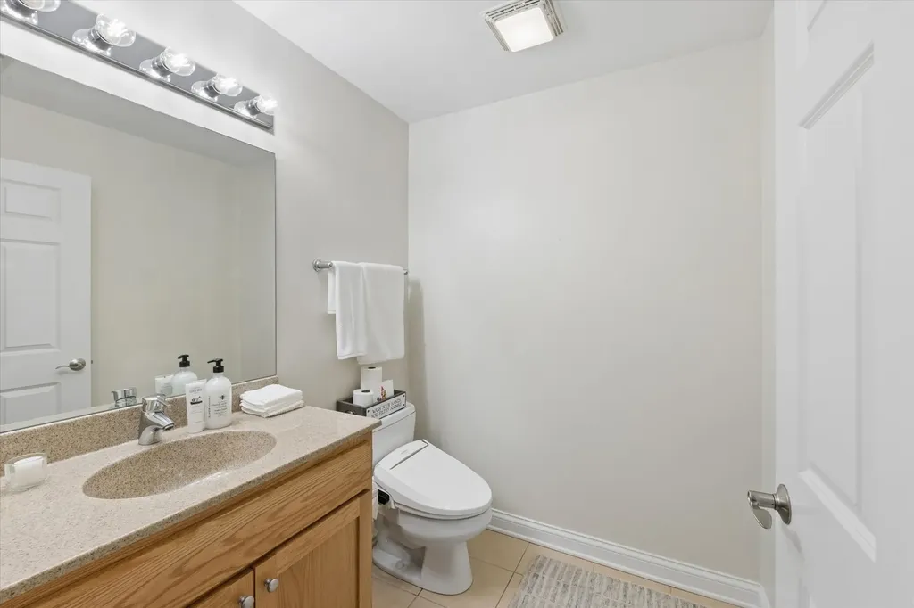 2025 South Indiana Avenue Chicago IL 60616