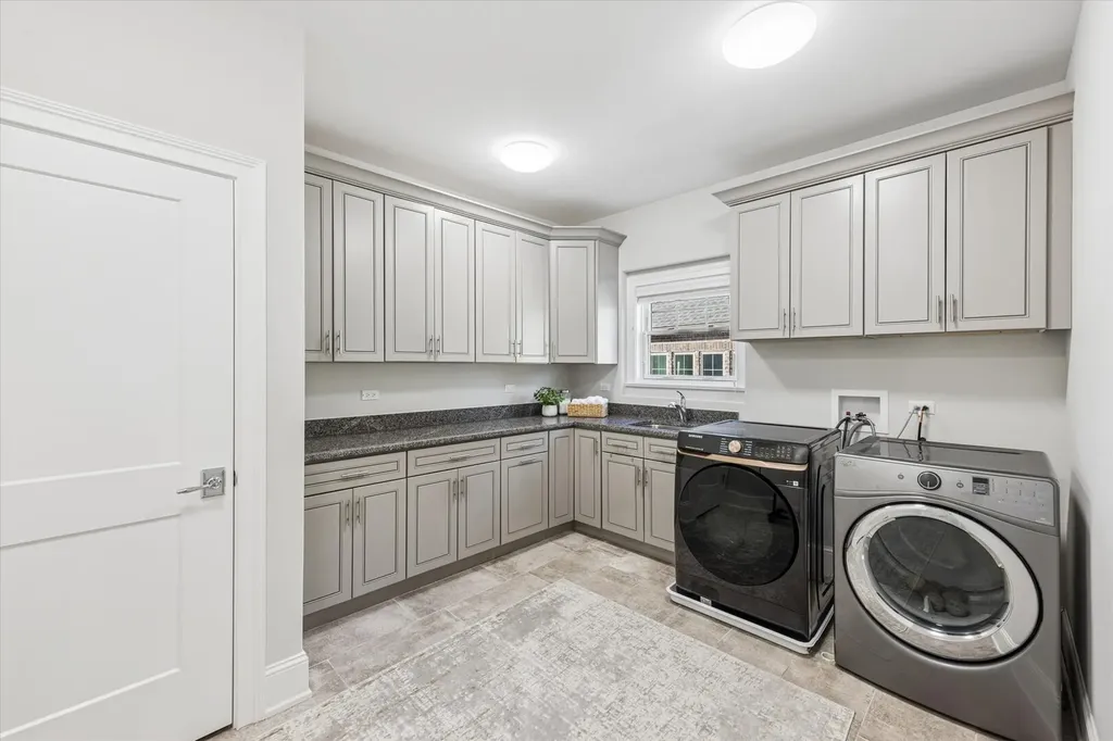 502 South Fairview Avenue Elmhurst IL 60126