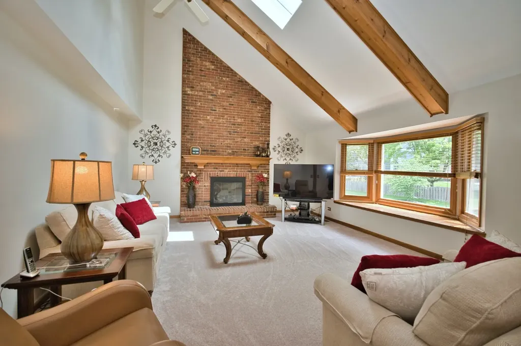 114 Rhine Avenue Bolingbrook IL 60490