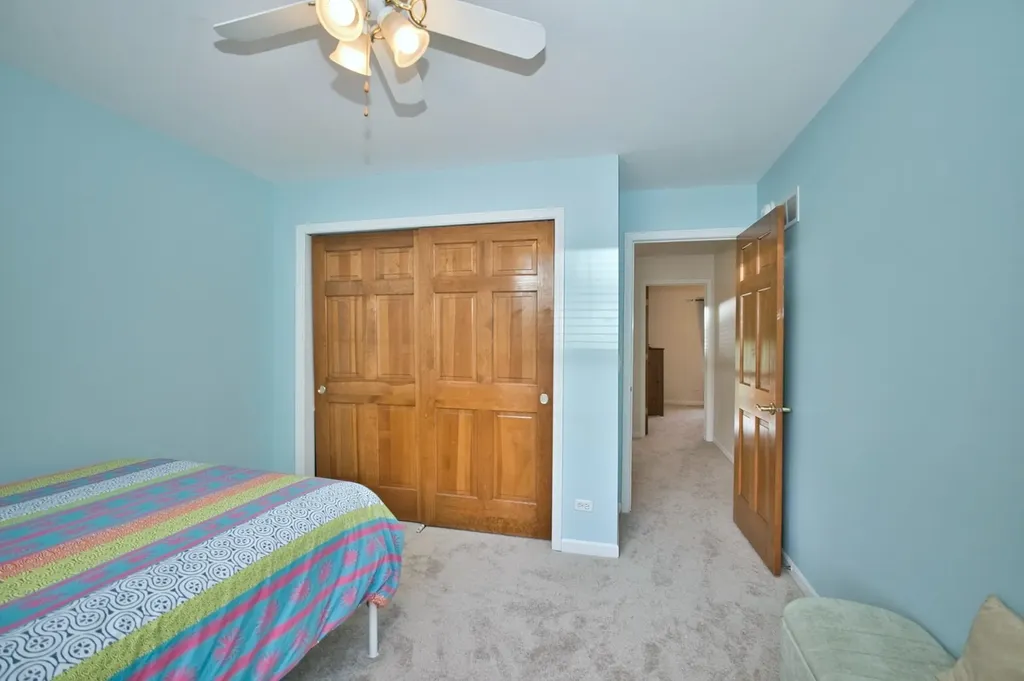 114 Rhine Avenue Bolingbrook IL 60490