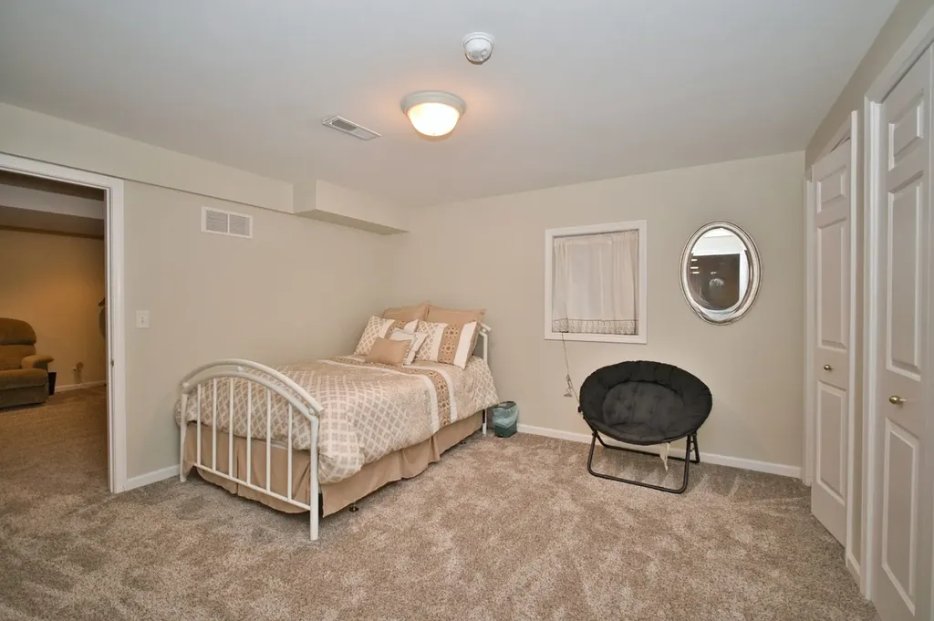 114 Rhine Avenue Bolingbrook IL 60490