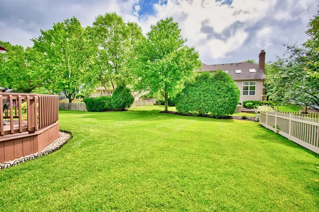 114 Rhine Avenue Bolingbrook IL 60490