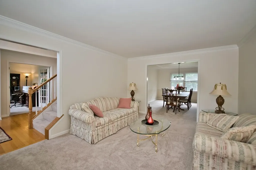 114 Rhine Avenue Bolingbrook IL 60490