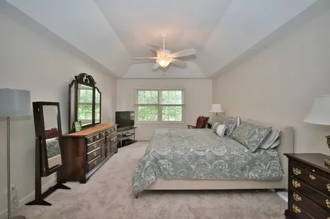 114 Rhine Avenue Bolingbrook IL 60490