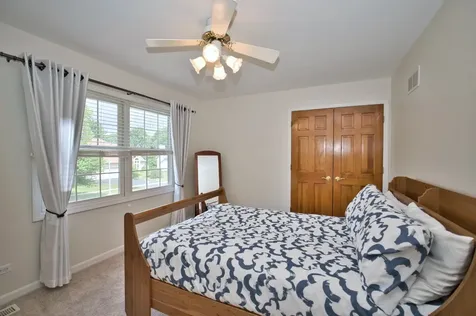 114 Rhine Avenue Bolingbrook IL 60490