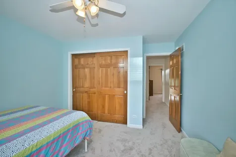 114 Rhine Avenue Bolingbrook IL 60490
