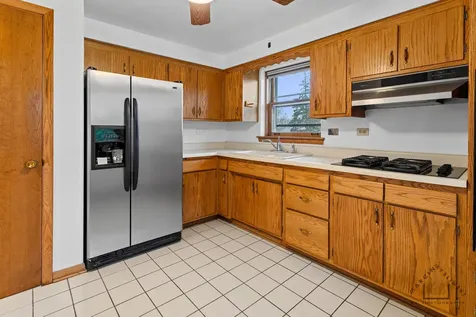 5440 West Windsor Avenue Chicago IL 60630