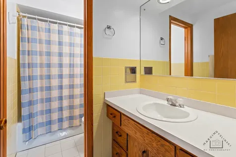 5440 West Windsor Avenue Chicago IL 60630