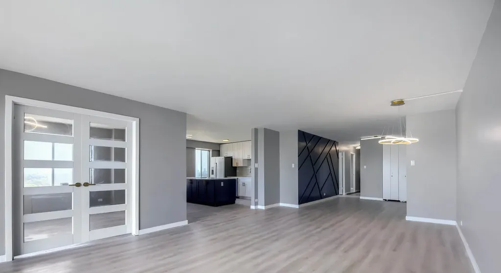 6833 North Kedzie Avenue Chicago IL 60645