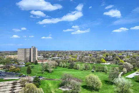 6833 North Kedzie Avenue Chicago IL 60645